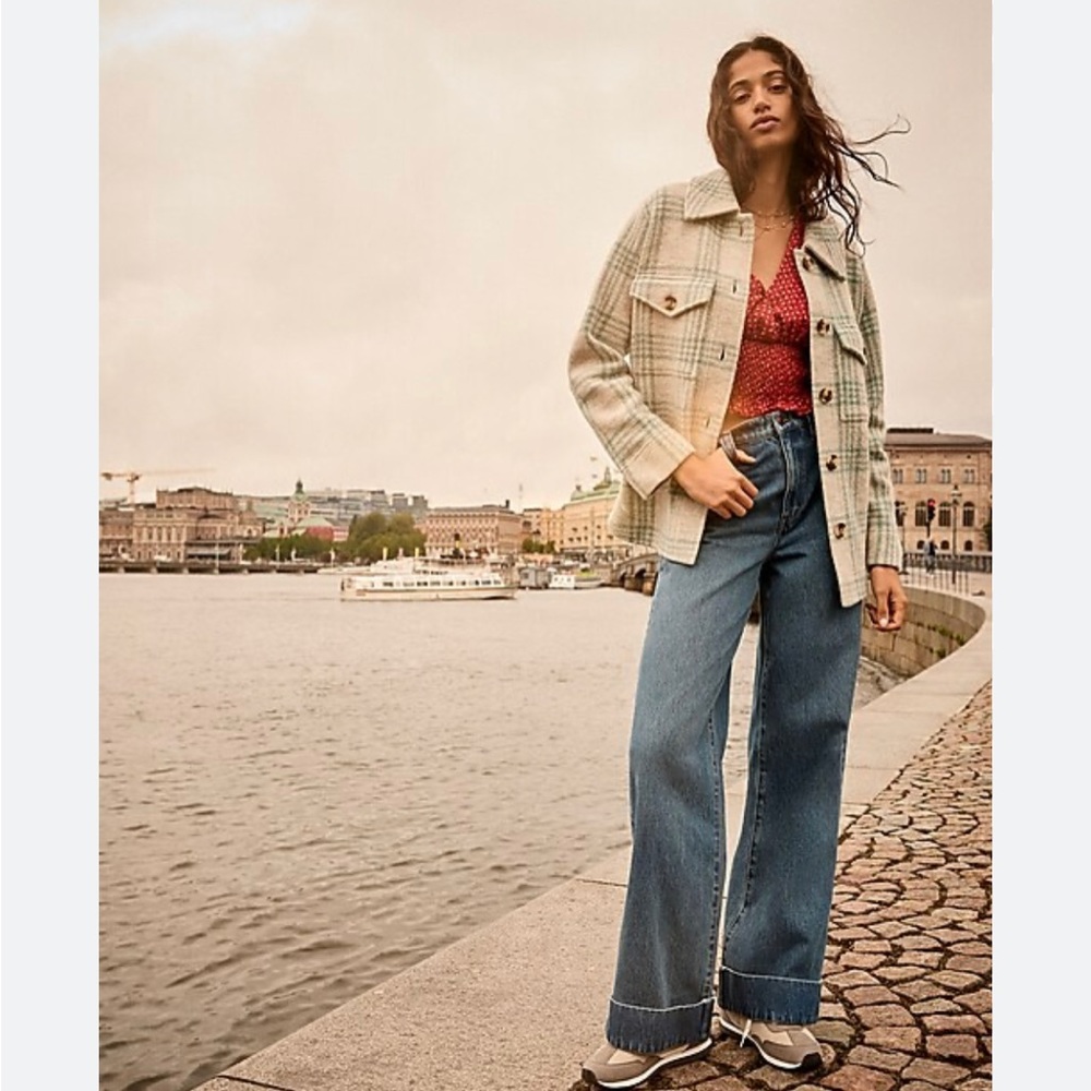 Madewell The Perfect Vintage Wide Leg Jean in Traymore Wash size 33.